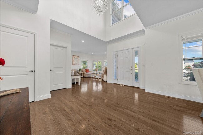 Foto del edificio - 27 Lilac Ln