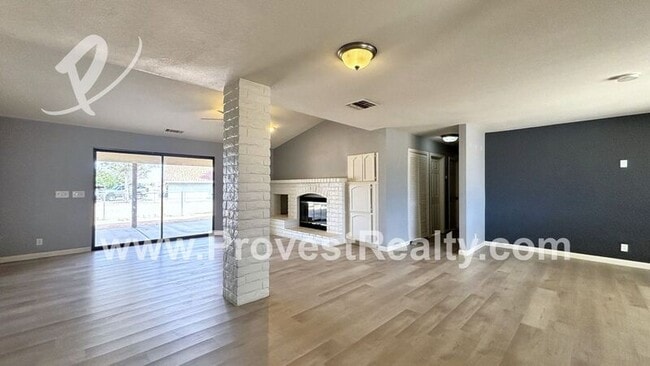 Foto del edificio - 14945 Flathead Rd
