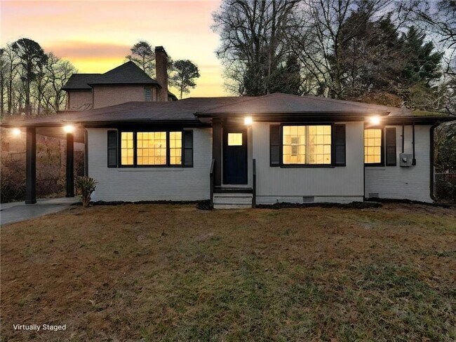 Foto del edificio - 1253 Dunwoody Ln NE