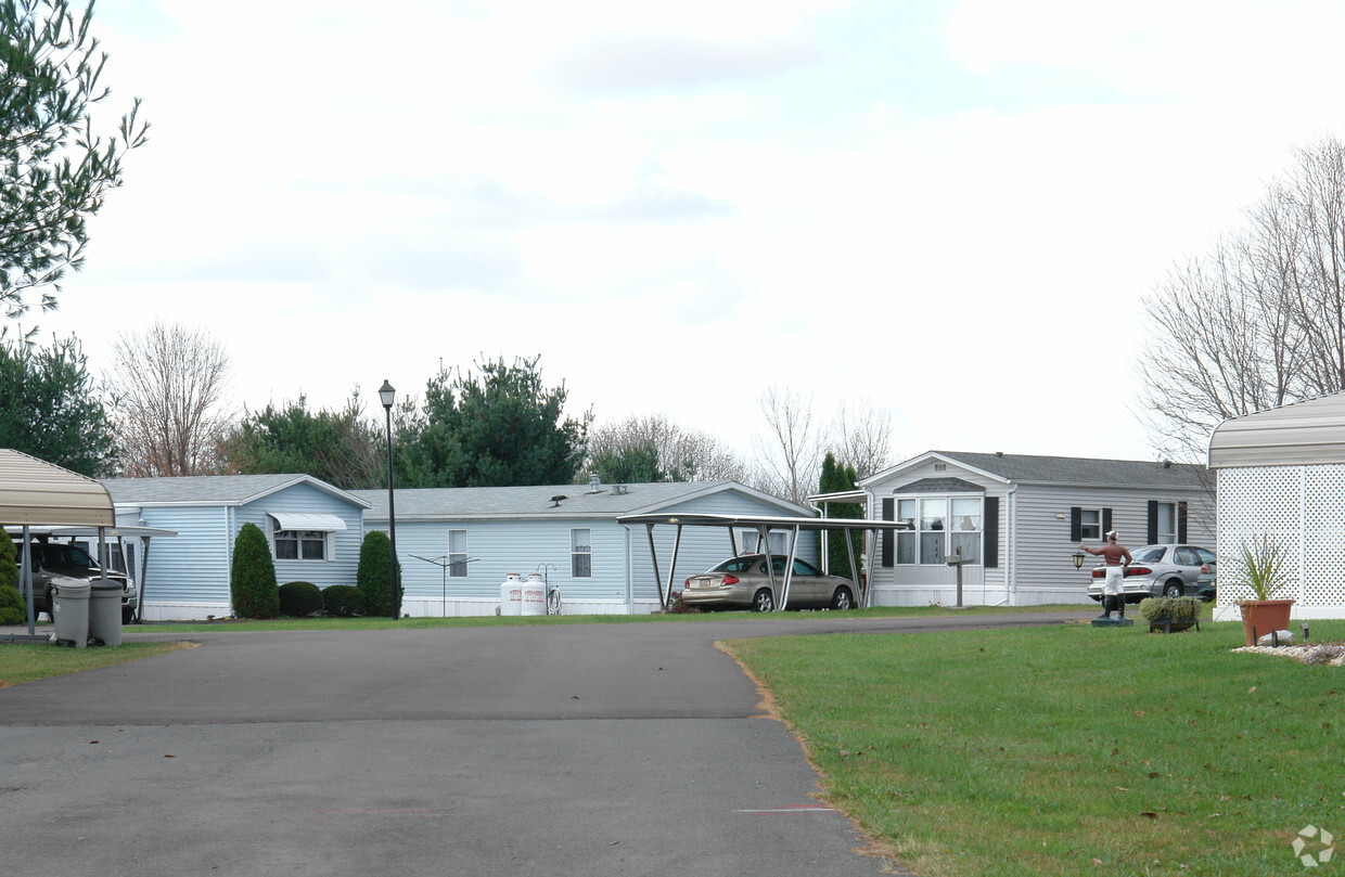 Primary Photo - Stony Brook Circle Mobile Home Park