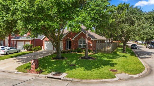 Foto del edificio - 5802 Sawyer Bend Ln