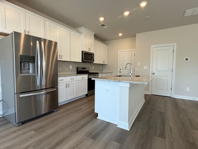 Building Photo - 160 Bird Dog Dr