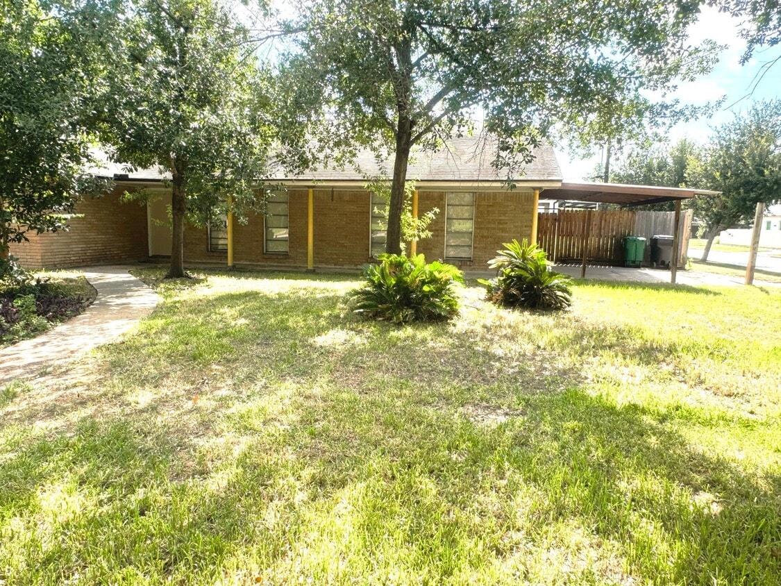 Primary Photo - 1518 Johanna Dr