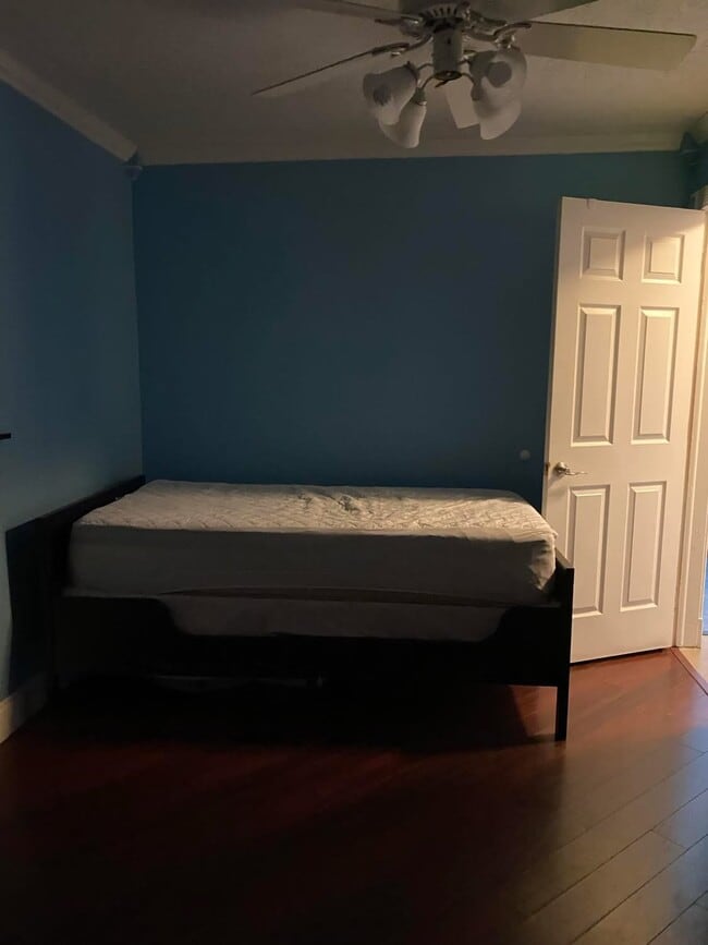 Building Photo - 9470 NW 24th St