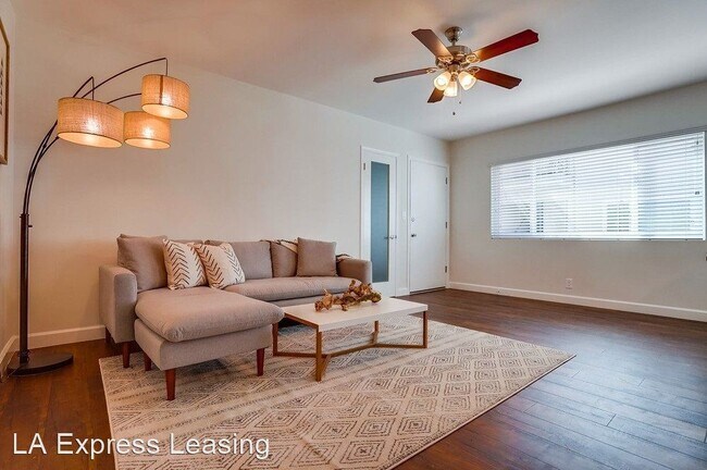 Foto del edificio - 629-633 W Hyde Park Blvd