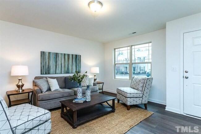 Foto del edificio - 3288 Ivy Wood Ln