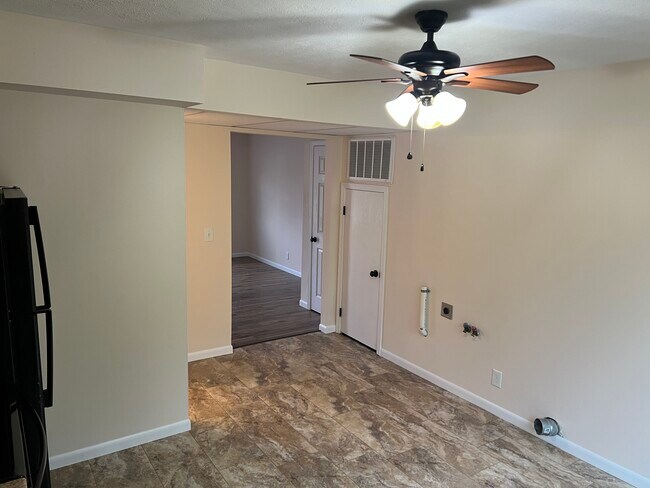 Foto del edificio - 405 W Collinsville Rd