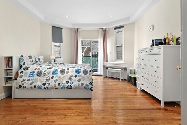 Photo - 59 E 73rd St Apartment