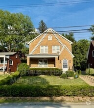 Building Photo - 544 James St