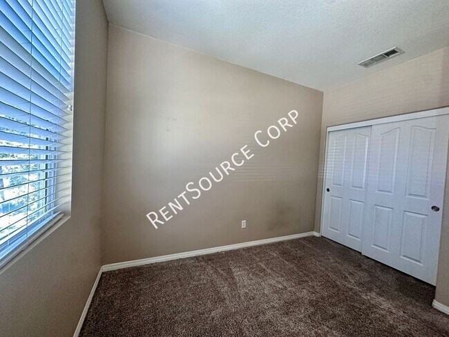 Building Photo - 28390 Esplanada Dr
