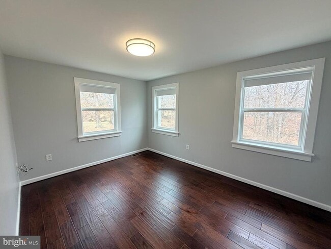 Foto del edificio - 8710 Pamper Ln