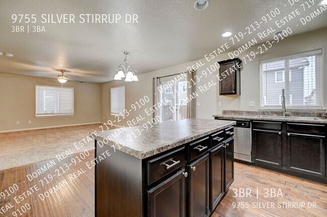Foto del edificio - 9755 Silver Stirrup Dr