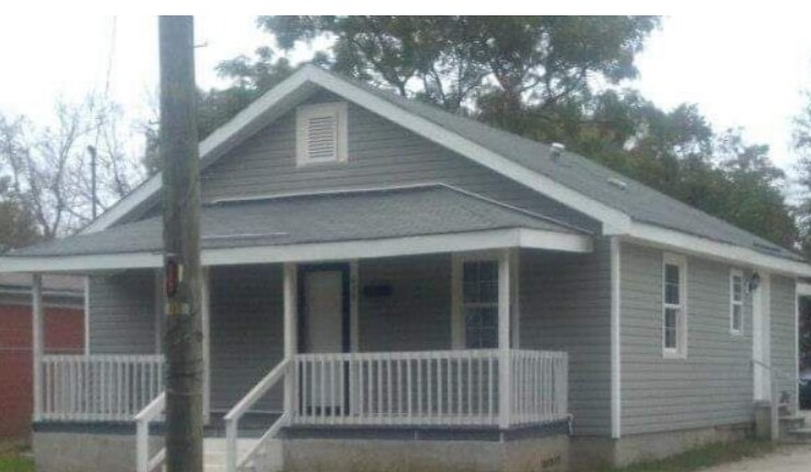 Foto principal - 635 E Pine Ave