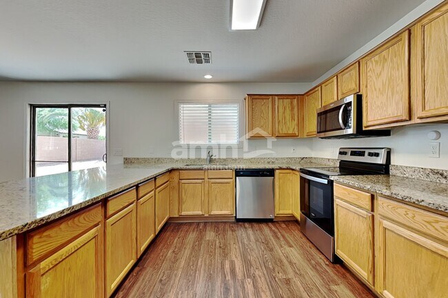 Foto del edificio - 7923 W Payson Rd