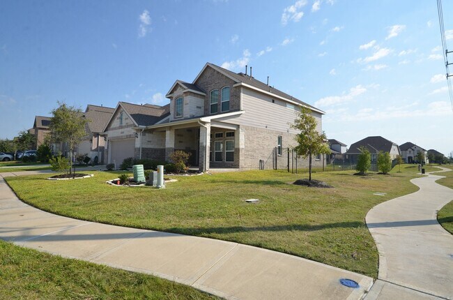 Foto del edificio - 3502 Gannan Lake Ct