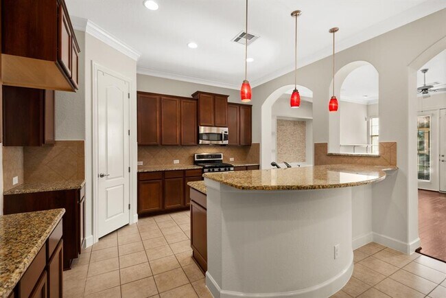 Building Photo - 14519 San Pietro Dr