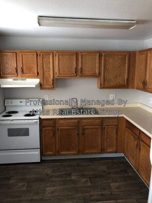 Building Photo - 3351 N Lafayette St