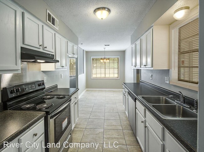 Foto del edificio - 3 br, 2 bath House - 3836 S. Germantown Road