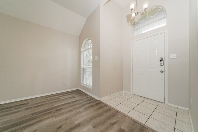 Foto del edificio - 1705 Green Terrace Dr