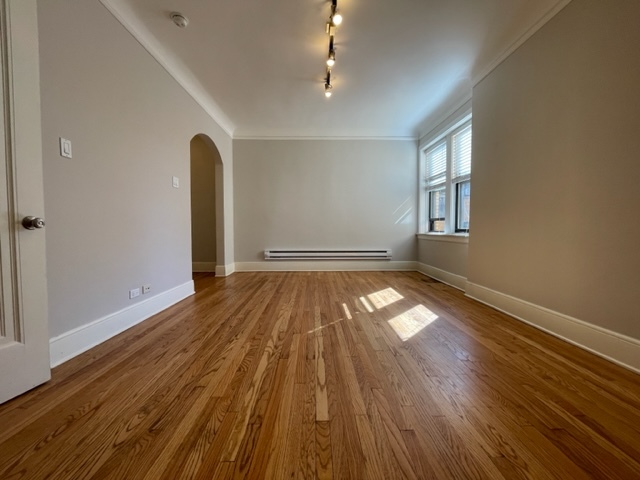 Foto del edificio - 2323 N Rockwell St