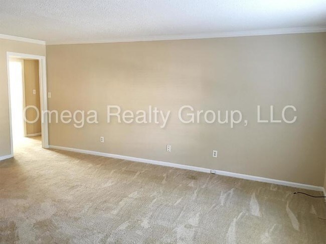 Building Photo - 3232 Westbrook Dr