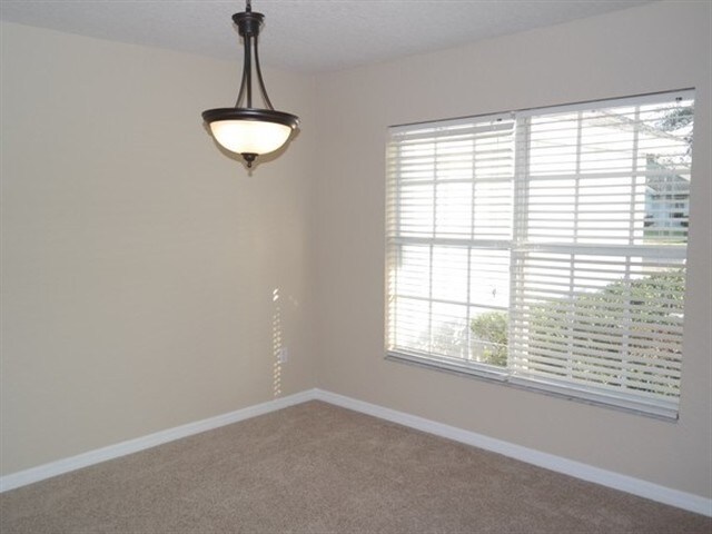 Building Photo - 120 Alexander Estates Drive
