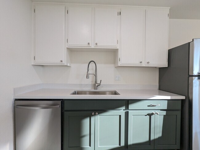 Foto del edificio - 73443 Catalina Way