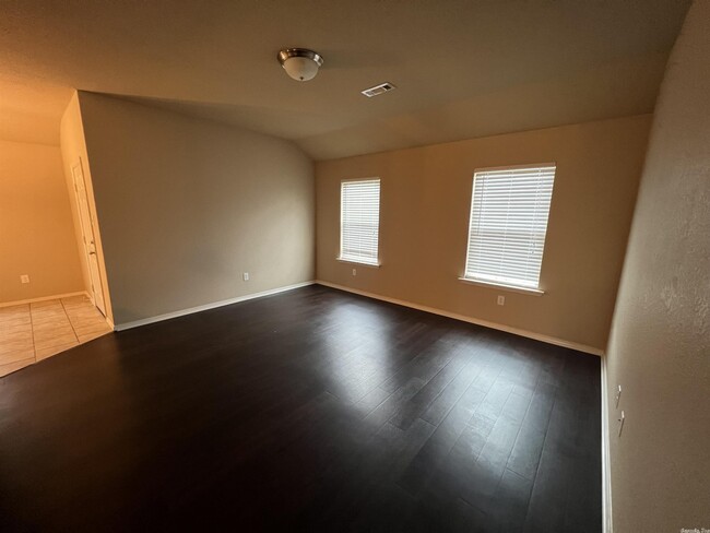 Building Photo - 6320 Lena Dr