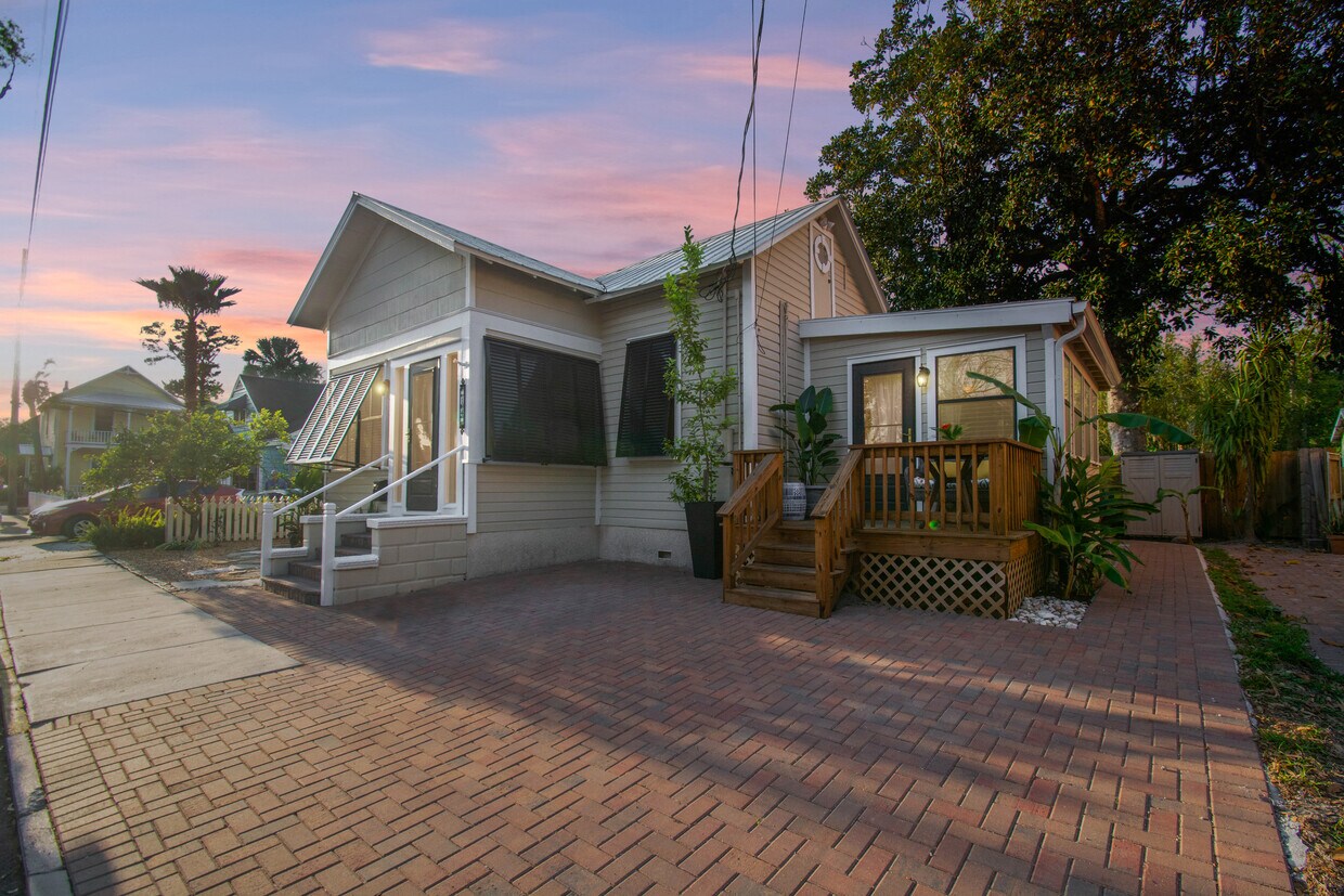 14 Mulberry St, St. Augustine, FL 32084 House for Rent in St