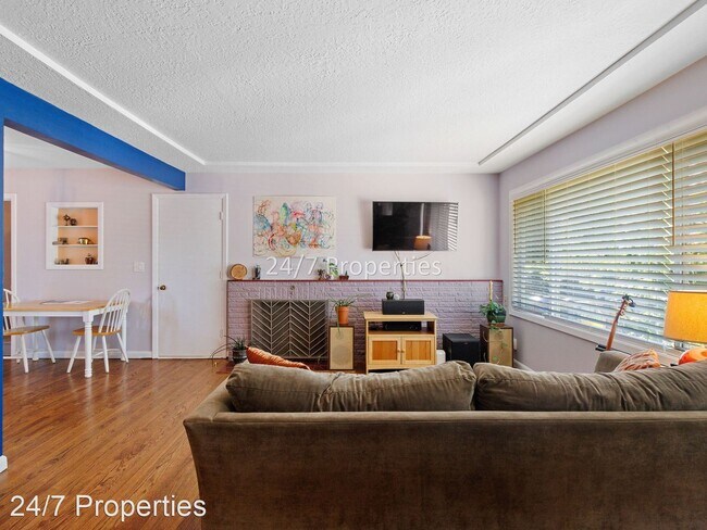 Foto del edificio - 3 br, 1 bath House - 5425 N. Syracuse St.