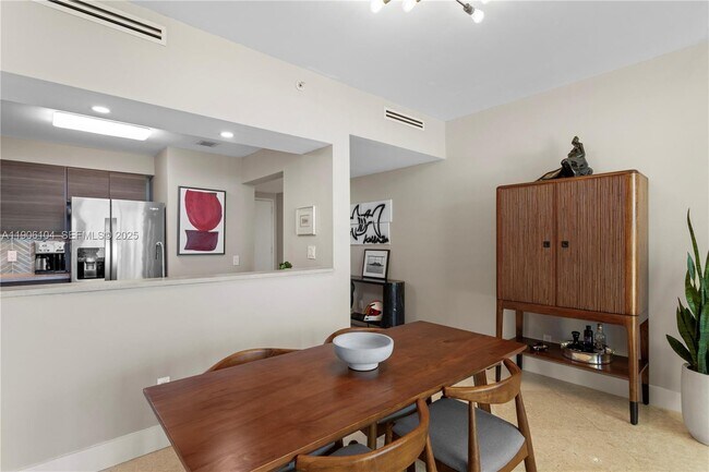 Foto del edificio - 2475 Brickell Ave