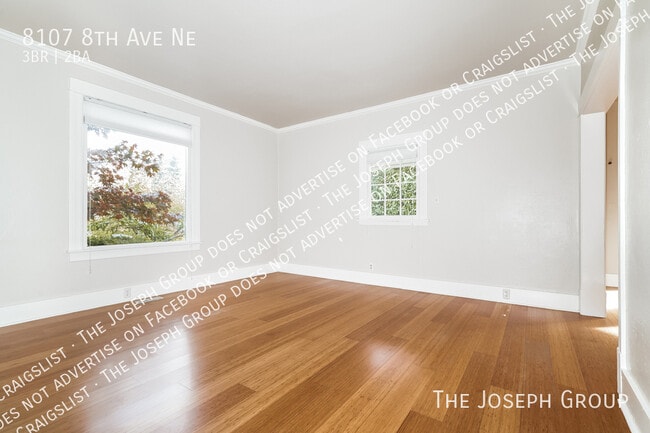 Foto del edificio - 8107 8th Ave NE