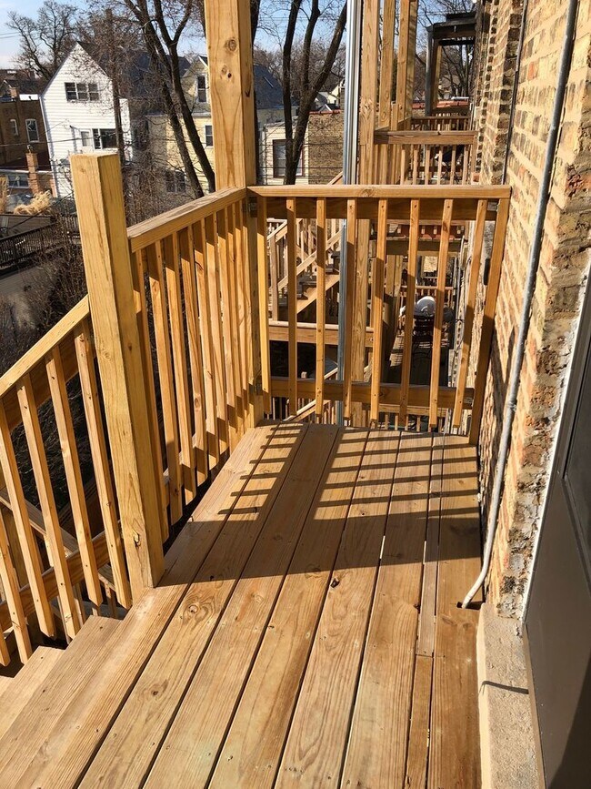 Photo - Sun-drenched Roscoe Village! Apartment