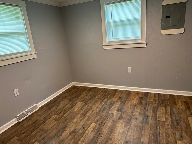Foto del edificio - 130 Shady Ln