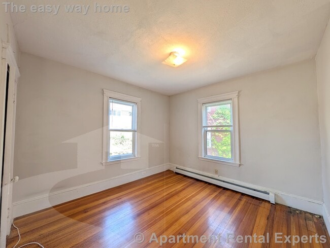 Foto del edificio - 49 Conwell Ave