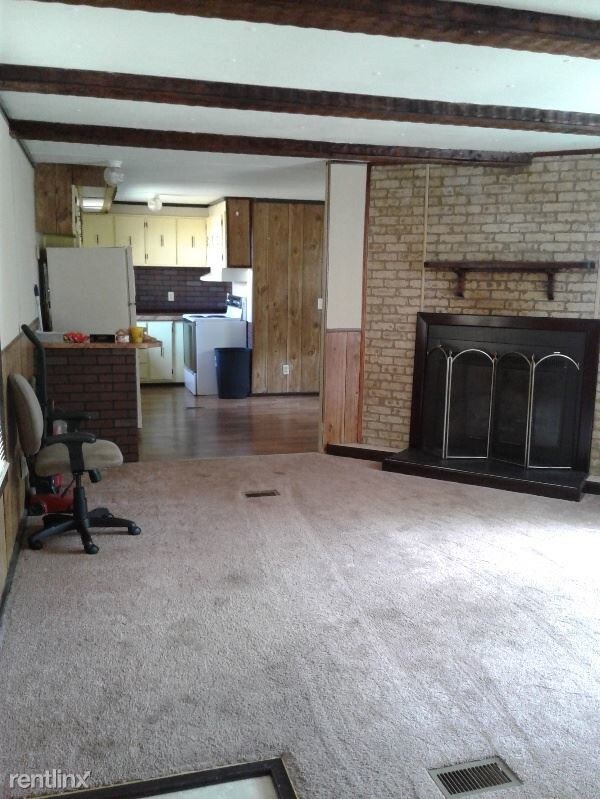 Building Photo - 2 br, 2 bath Mobile Home - 606 Lynette St.
