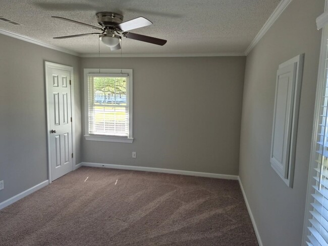 Foto del edificio - Recently Remodeled 3 Bedroom, 2 bath house.