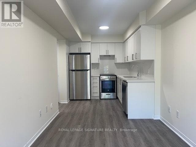 Building Photo - 4975 Southampton Dr