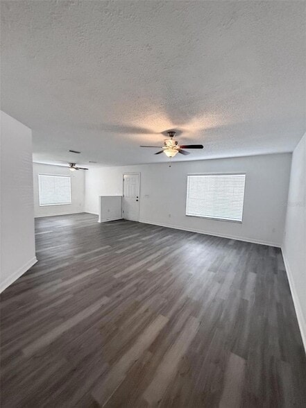 Building Photo - 7328 E Bank Dr