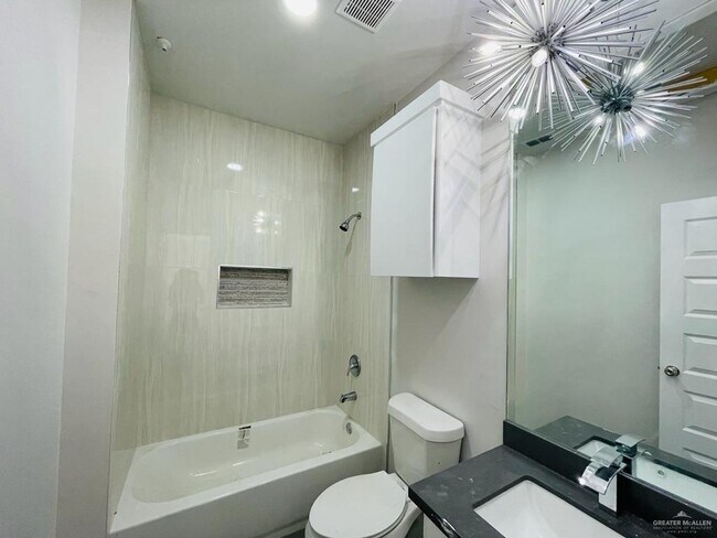 Foto del edificio - 3800 N Robin Ave