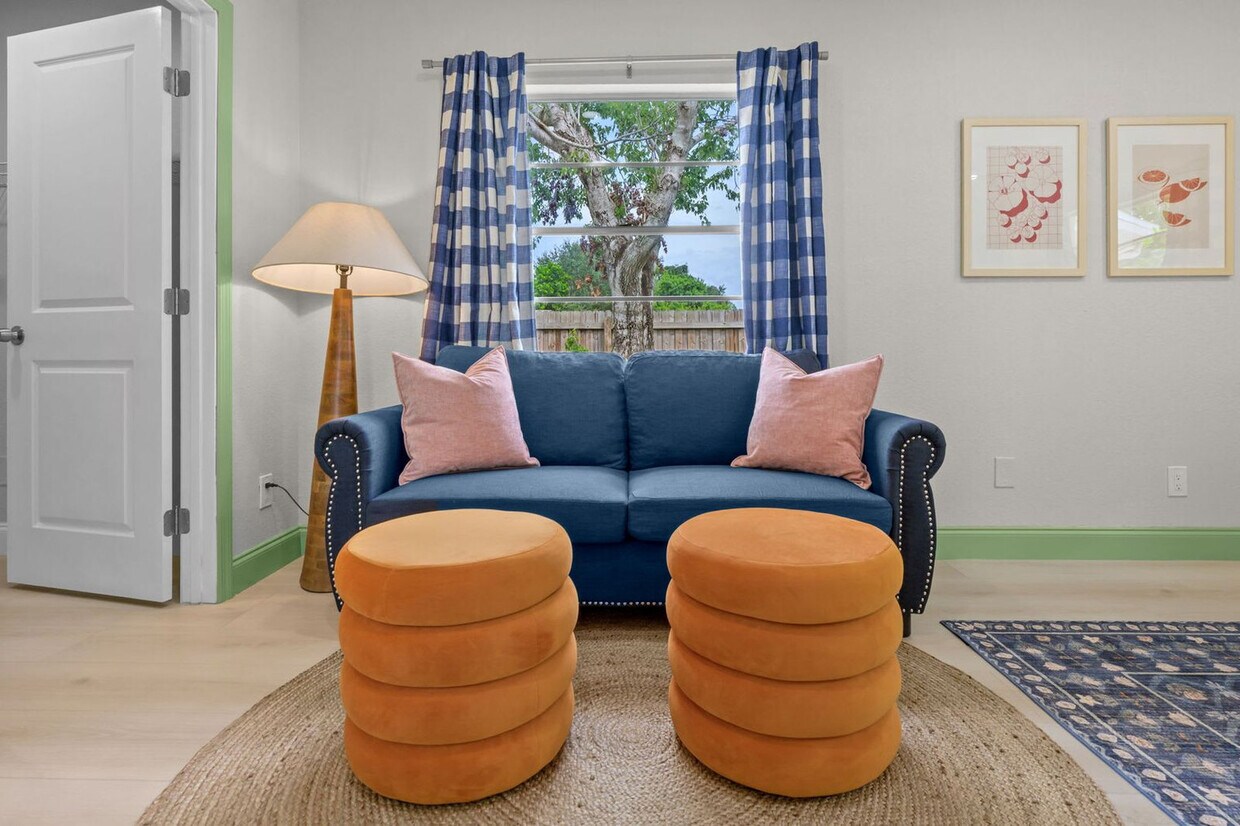 Foto principal - 7957 CottonWoode Dr