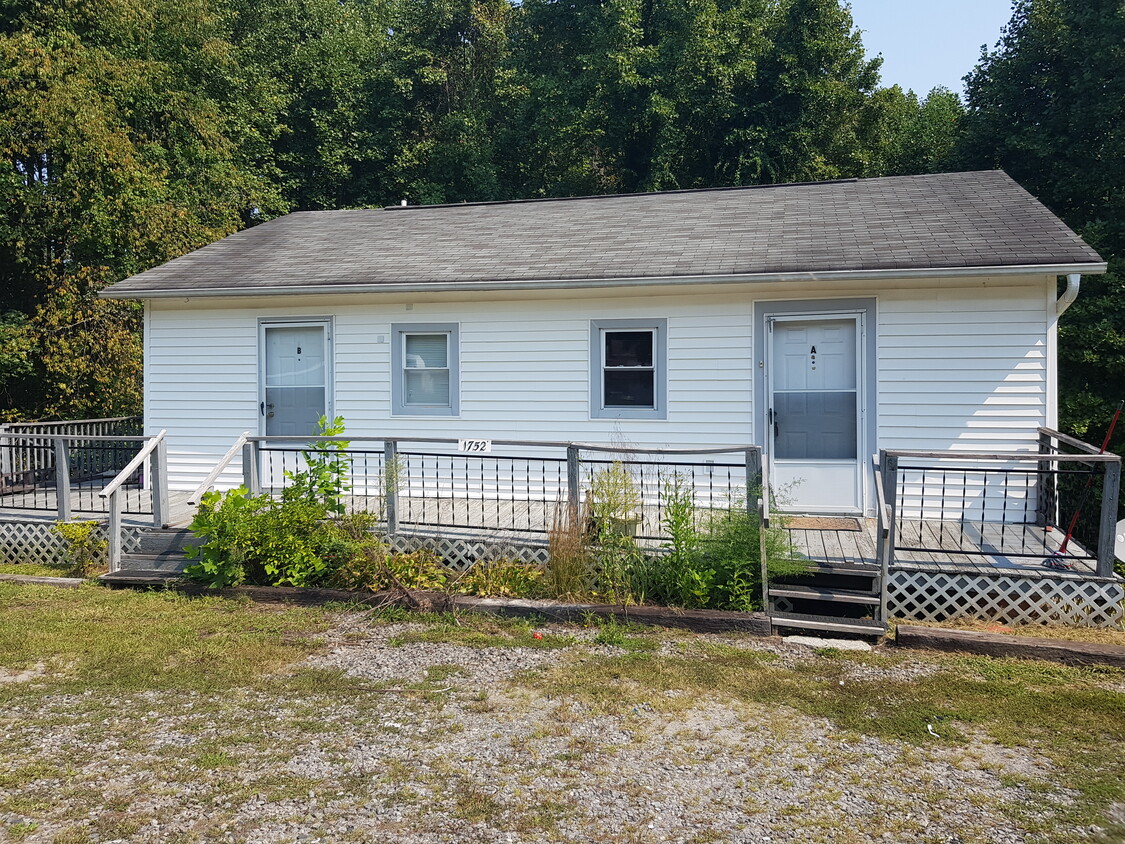 Primary Photo - 1752 Sparger Rd