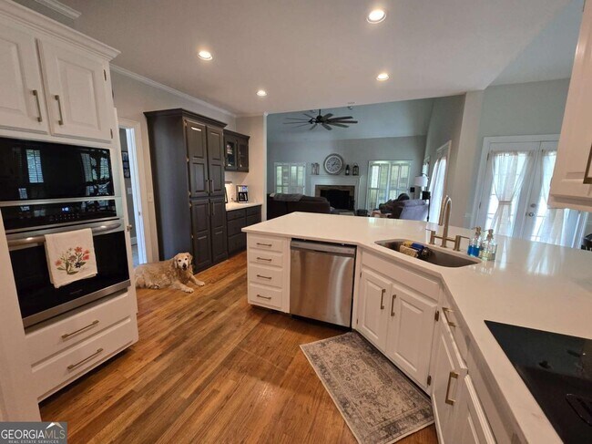 Foto del edificio - 9373 Kingston Crossing Cir