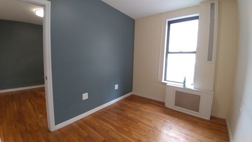 Foto del edificio - 647 4th Ave