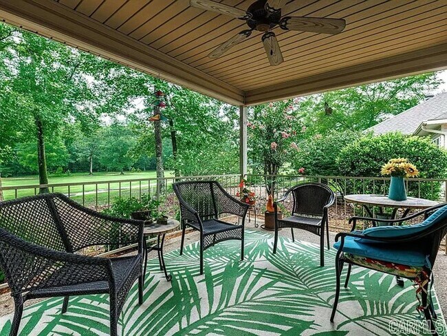 Building Photo - Spacious 3 Bedroom/2 Bath with views of the Ponce De Leon Golf course