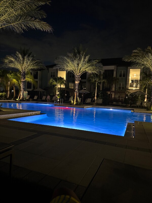Foto del edificio - 775 Laura Oaks Blvd