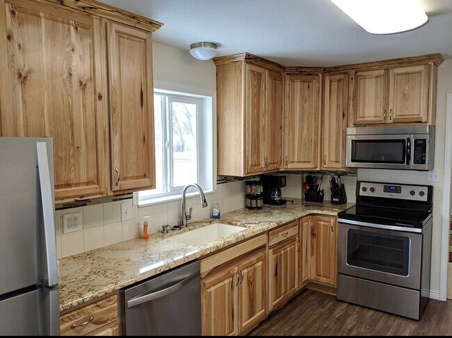 Foto del edificio - 335 E 17th St