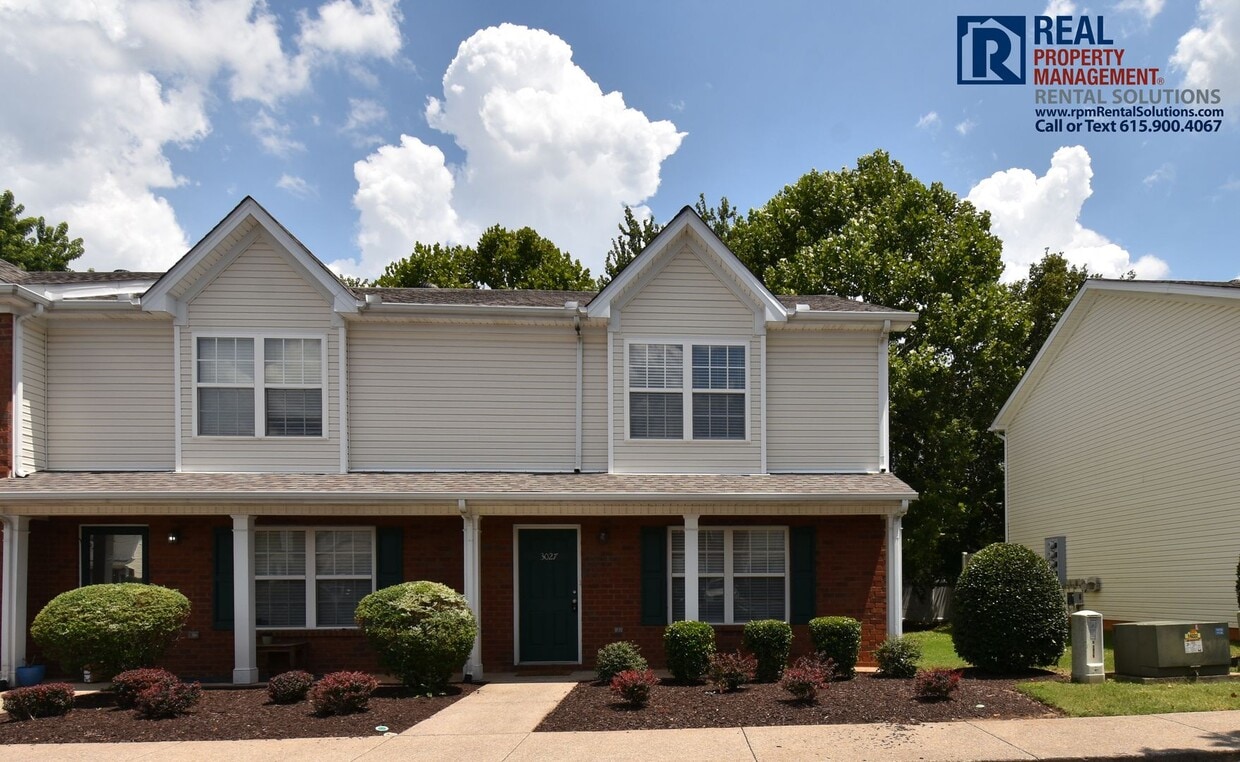 Primary Photo - Adorable End Unit 2 bd Townhome with lawnc...