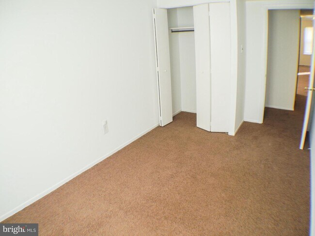 Foto del edificio - 3548 Woodhaven Rd