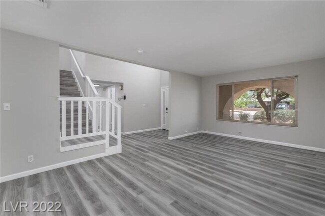 Building Photo - STUNNING HOME IN 89107